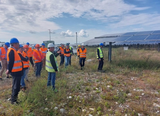 Confindustria Novara Vercelli Valsesia visita il parco solare di Trino