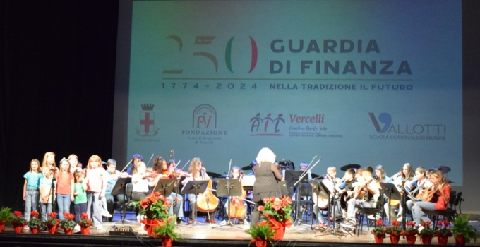 Raccolti 2.000 euro per l’Ail con il concerto promosso dalle Fiamme Gialle