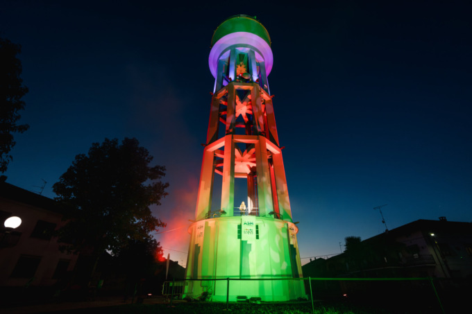 Torre pensile di Alice Castello: inaugurazione con spettacolo di luci