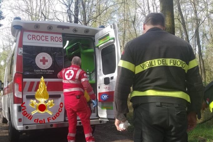 Cercatore di funghi accusa un malore nei boschi