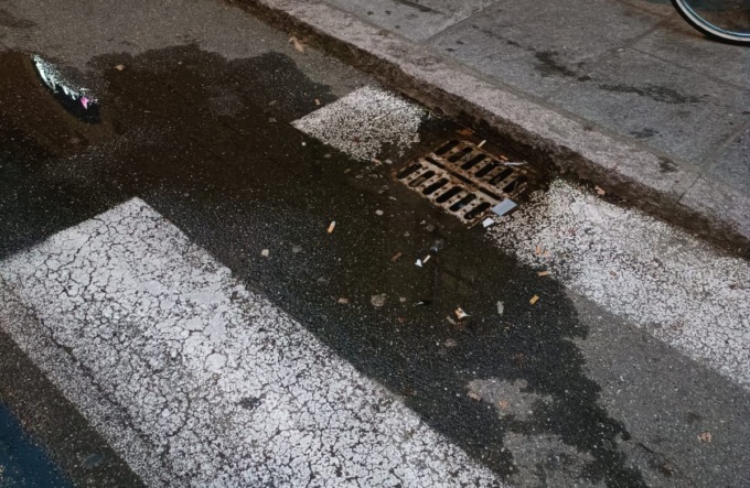 Via Mameli: tombino intasato da anni