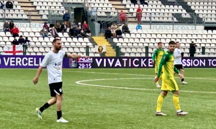 Pro Vercelli, sempre e solo Comi: 2-1 al Caldiero e Leoni fuori dalla zona playout