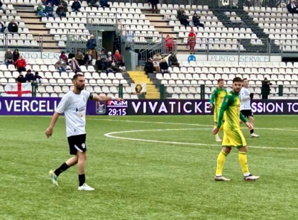 Pro Vercelli, sempre e solo Comi: 2-1 al Caldiero e Leoni fuori dalla zona playout