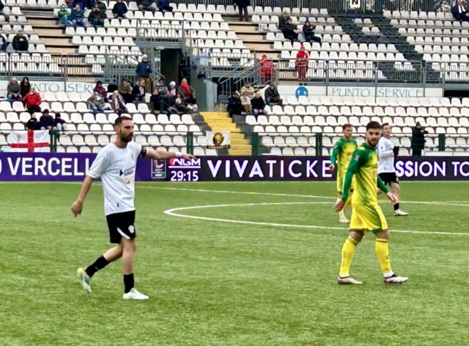 Pro Vercelli, sempre e solo Comi: 2-1 al Caldiero e Leoni fuori dalla zona playout