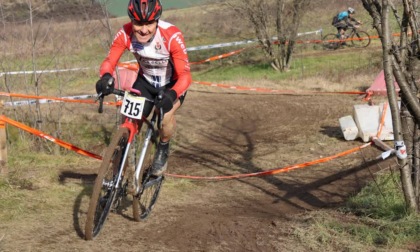 Ciclocross, Levantesi e Provenzi (Velo Club Vercelli) sugli scudi a Moncrivello