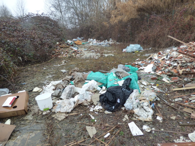 Area Industriale: le discariche crescono senza freno