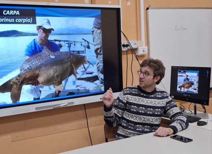All’Istituto Lanino il biologo spiega ecosistemi e sostenibilità