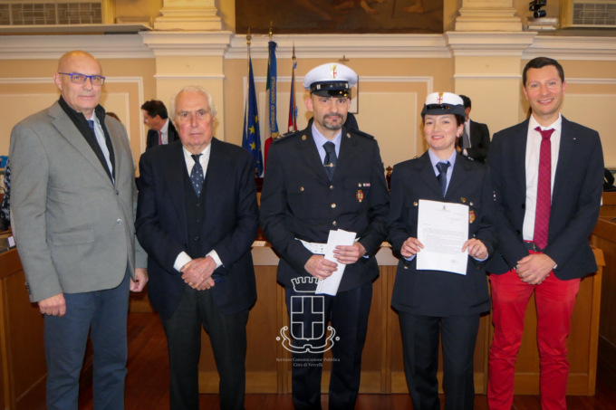 Encomio ai vigili che hanno permesso di ritrovare una ragazza smarrita