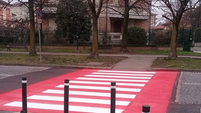 Santhià, via il dosso di piazza Aldo Moro e carnevale senza più deviazione