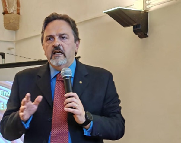 Il consigliere comunale Fabrizio Finocchi: “Si valuti un consiglio comunale sul tema acqua”
