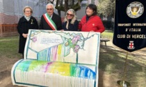 Un grande successo per la panchina letteraria dell'artista Lorena Fonsato donata al Comune da Soroptimist