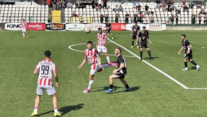 Una gran bella Pro non basta: Rauti-gol, il Vicenza passa 0-1 al “Piola” e vola in vetta