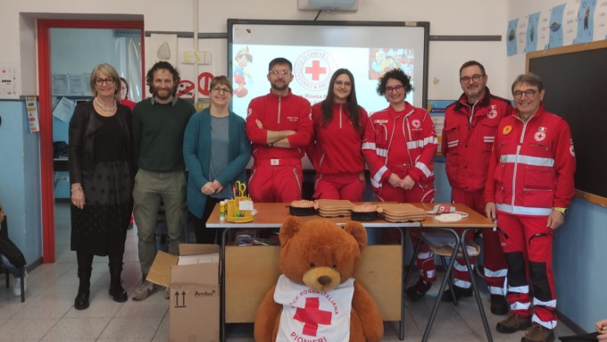 Corso di primo soccorso per bambini: un vero successo alle scuole del paese