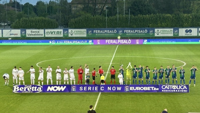 FeralpiSalò-Pro Vercelli 2-0: solo con un miracolo le Bianche Casacche eviteranno i playout