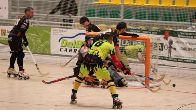 Amatori Hockey: netto 7 a 3 al Roller Lodi e leadership di classifica consolidata