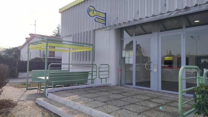 Chiusura temporanea (per un mese) degli uffici postali di Santhià: come fare per accedere al servizio