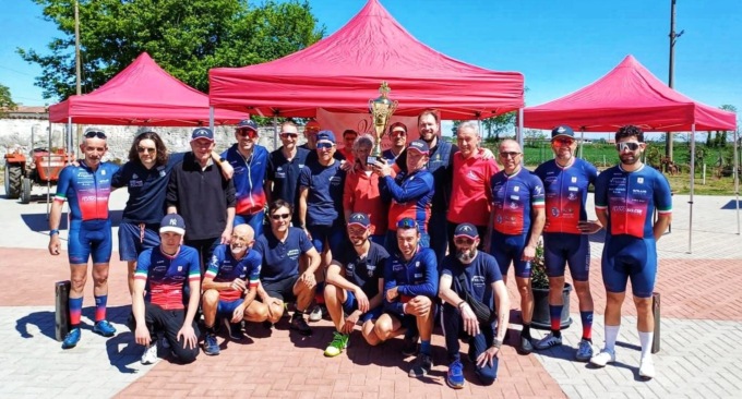 Ciclismo, parte il Circuito Alpi SuperPrestige Tricolore 2025 e per il Velo Club è già un trionfo: 1° posto di squadra