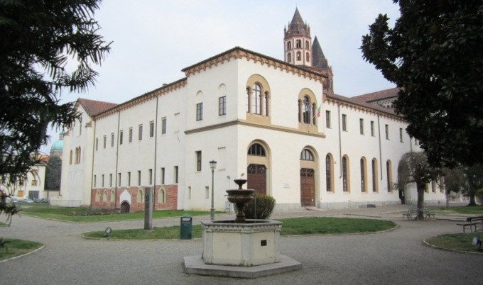 Chimica e letteratura alla “Cripta”: evento Upo e Libriamoci