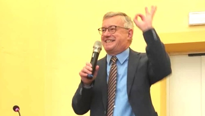 Le coordinate per seguire la conferenza del professor Barbero in diretta streaming