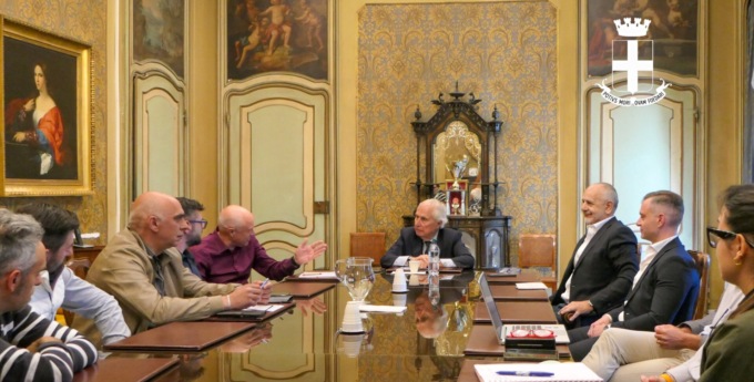 Il sindaco di Vercelli Roberto Scheda ha incontrato i rappresentanti sindacali di Asm