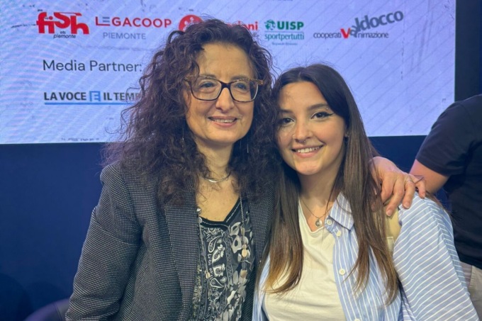 La serale Afm del Cavour vince il premio “Meco” al Salone del Libro