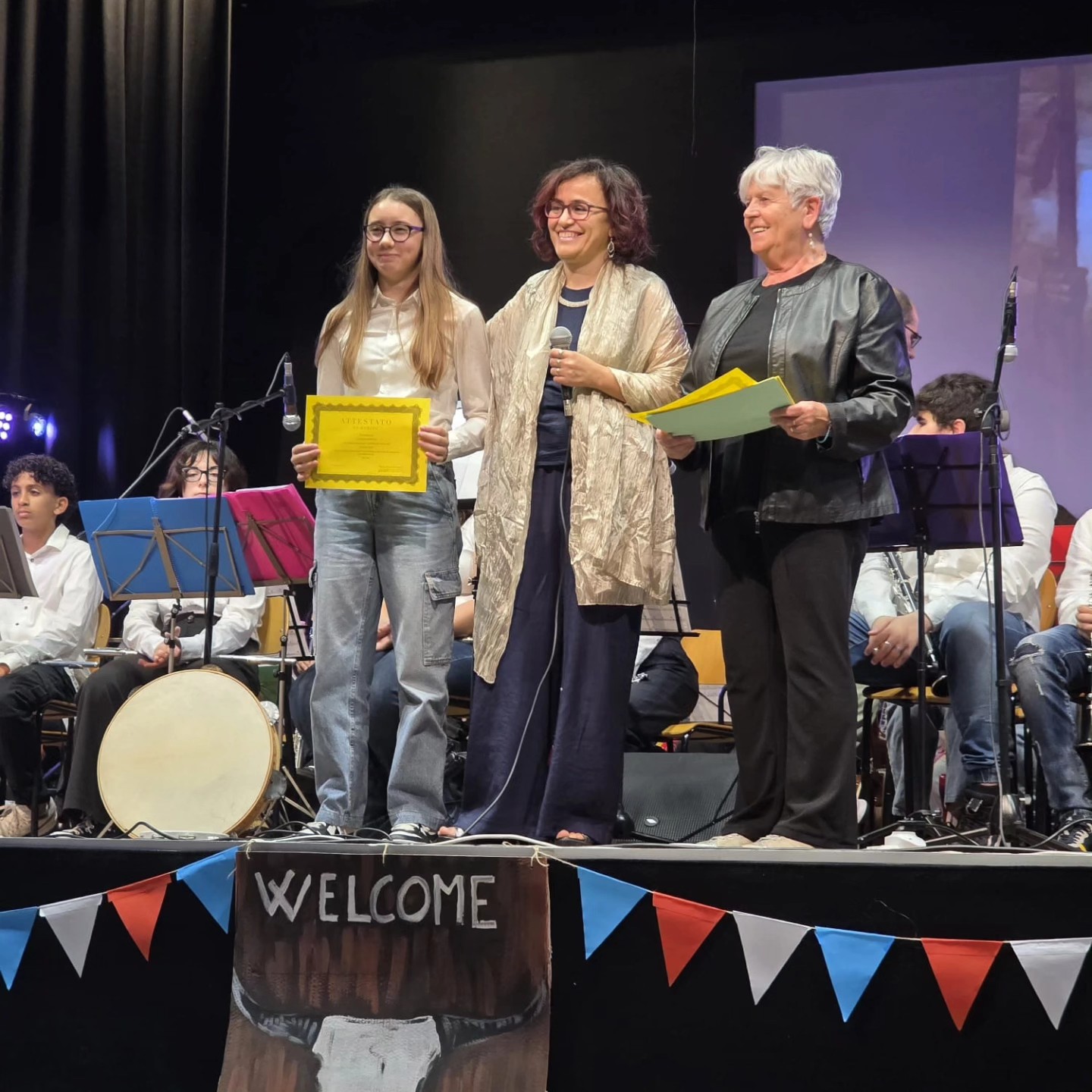 Santhià concerto scolastico allo Spazio Eventi giugno 2025 7