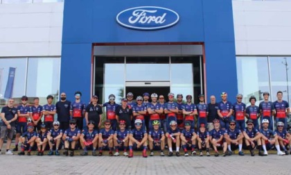 Mediofondo Alpi Challenge: il Velo Club Vercelli trionfa nel titolo a squadre nella tappa casalinga di Caresanablot