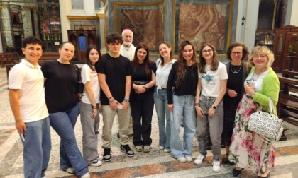 Messa degli esami: tradizione rispettata con tanti studenti presenti