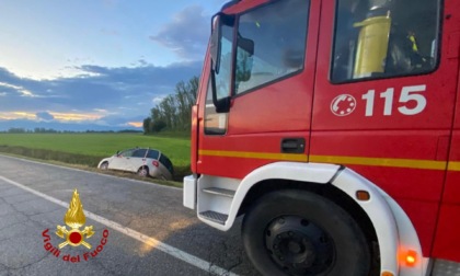 Esce di strada per il temporale