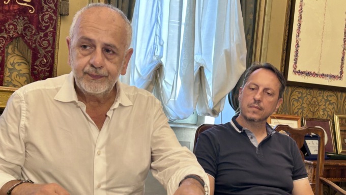 Il Comune investe 30 mila euro per la lotta “urbana” alle zanzare. Ma gli interventi in risaia mancano dal 2014