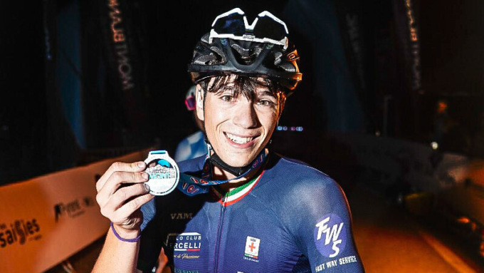 Velo Club Vercelli, specialisti in lunghe distanze: impresa di Mattia Sanzone sul Monte Bianco