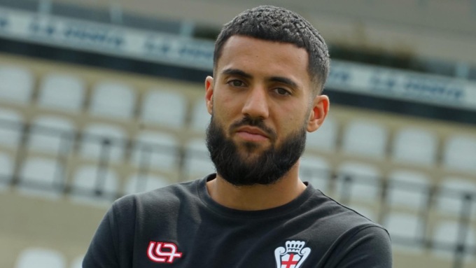 Pro Vercelli, ecco l’ingaggio di caratura internazionale: ufficiale l’ala Mohamed Mallahi