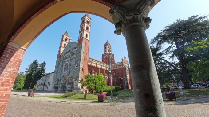 Vercelli gloriosa: 800 anni di bellezza