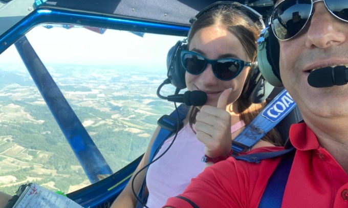 Papà e figlia 18enne morti nell’incidente aereo a Lamporo