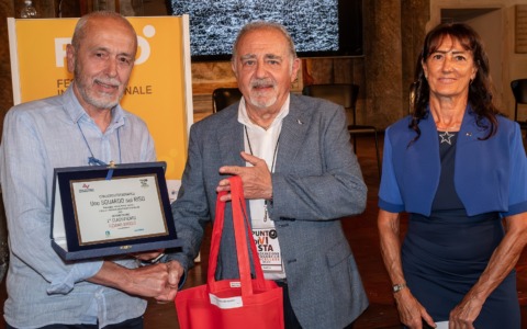 Concorso fotografico “Uno sguardo sul riso”: vincono Alberto Azzoni e Tiziano Baggio