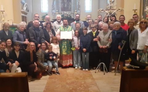Dopo 18 anni da parroco mons. Silano ha salutato Rive