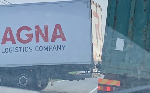 Incidente e rimorchio abbandonato sulla Vercelli-Novara: traffico congestionato per tutta la mattina all’altezza di Case Sparse di Cameriano