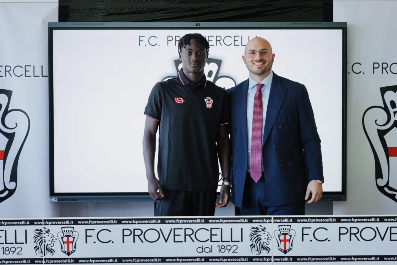 Pro Vercelli, a 24 ore dal rinnovo del fratello gemello Ouseynou, anche Asane Sow prolunga coi Leoni