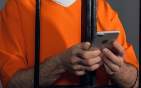 Carcere di Vercelli: nuovo caso di telefoni cellulari scoperti in cella