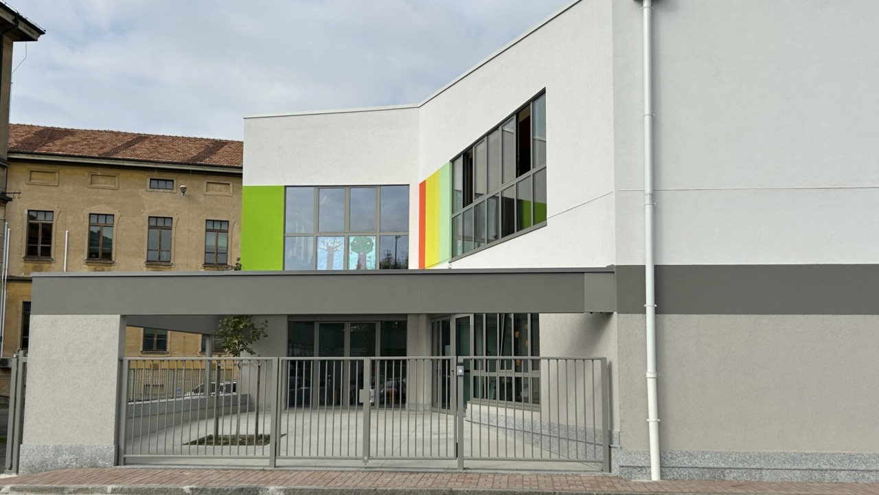 Inaugurata la nuova “Carlo Collodi”. Il sindaco Scheda: “E’ la scuola d’infanzia del futuro”
