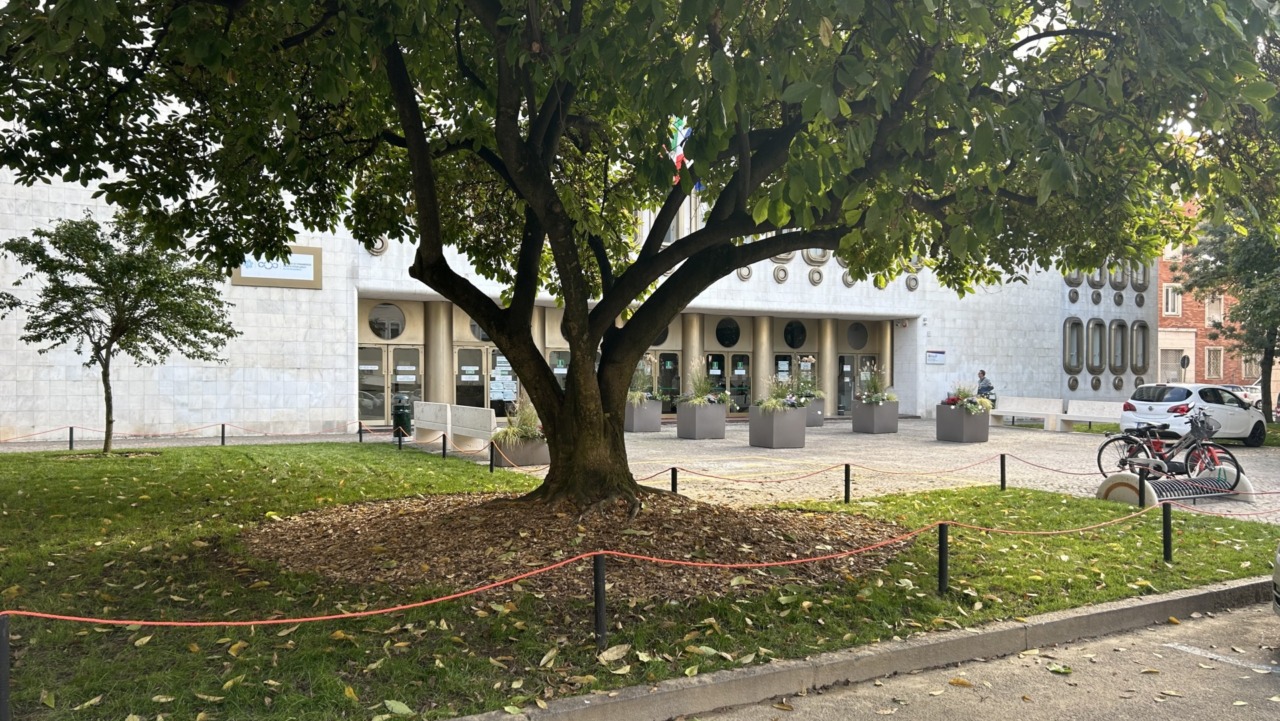 Inaugurata la nuova piazza Risorgimento: “Un’opera rinnovata e al servizio di tutti i vercellesi”