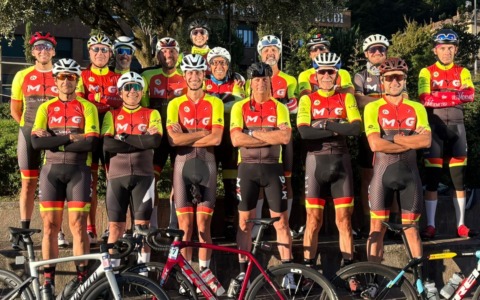 Team Myg Vercelli da applausi alla Tre Valli Varesine! E Zacchi si qualifica per il Mondiale di granfondo in Giappone