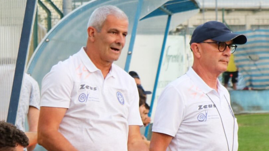 Calcio Csi: risultati, tabellini e marcatori. Il Borgo d’Ale di mister Paolo Bario cala il tris a Stroppiana