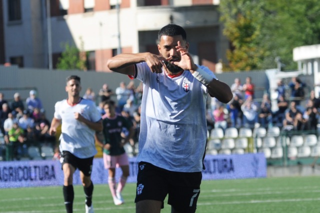 Pro Vercelli-Giana Ermino: le probabili formazioni