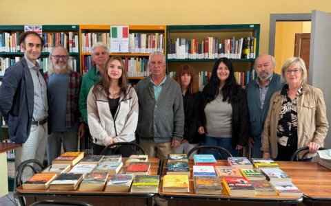 Palazzolo Vercellese: biblioteca civica aperta grazie ai volontari