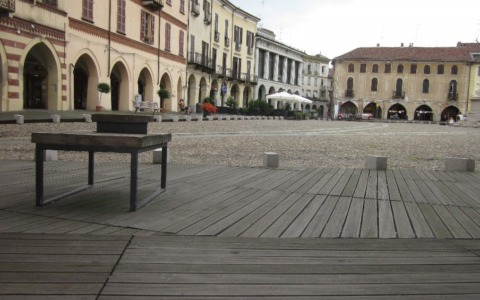 “Plance forever in piazza Cavour”: da Italia Nostra 10 ragioni per tenerle