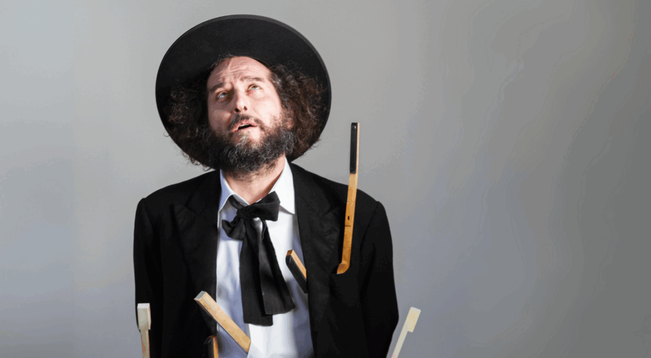 Vinicio Capossela a Vercelli per ricevere il Premio Brassens