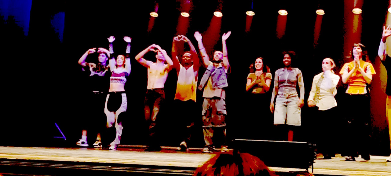 Rave Lucid: la danza ultra-contemporanea “contagia” il teatro Civico