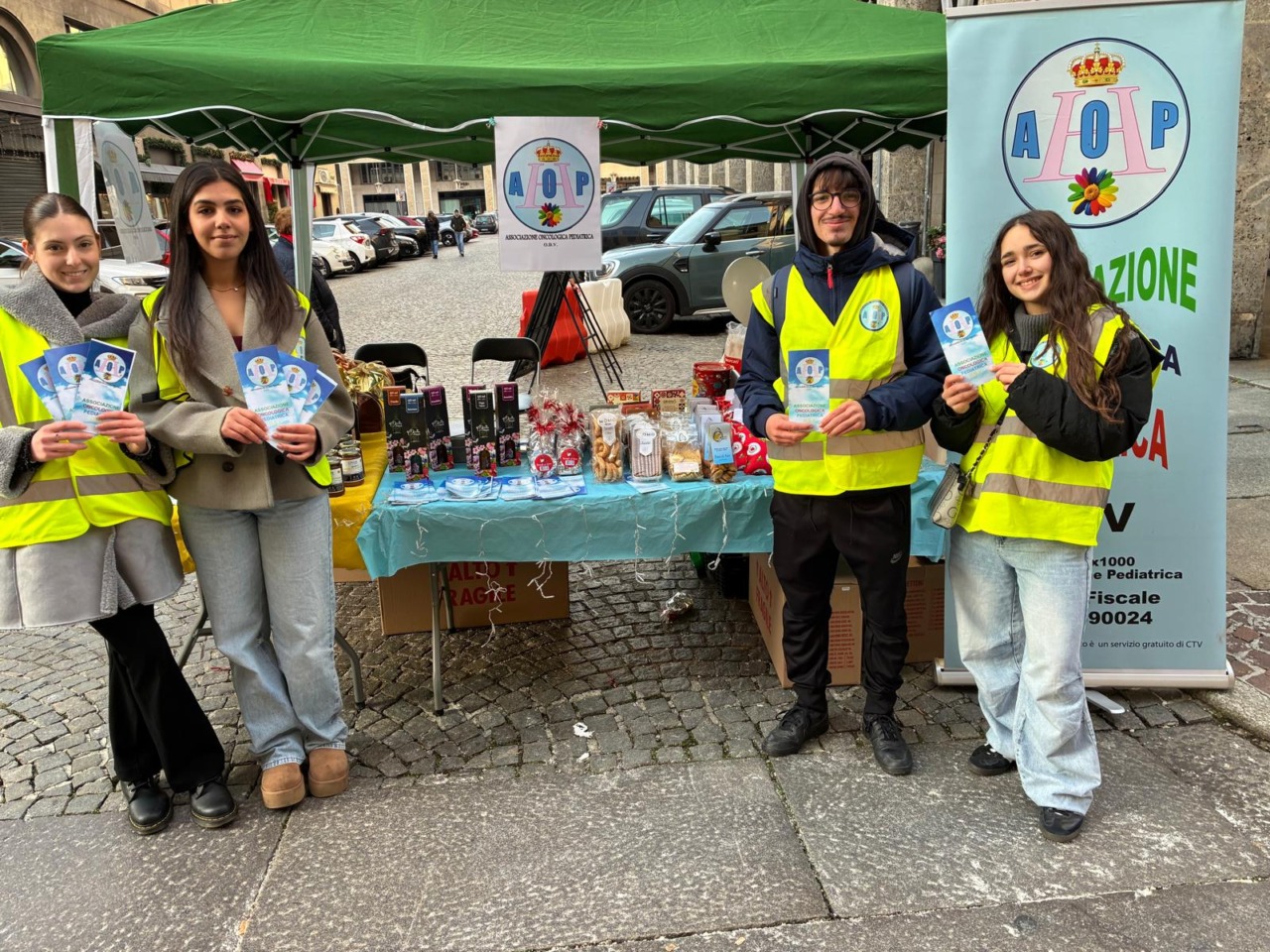 Tanti regali solidali per sostenere l’Associazione Oncologica Pediatrica