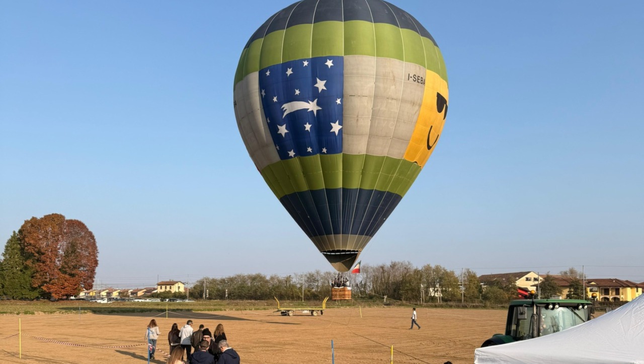Tronzano, un altro grande successo per la quinta edizione della Fiera di San Martino: tutte le foto